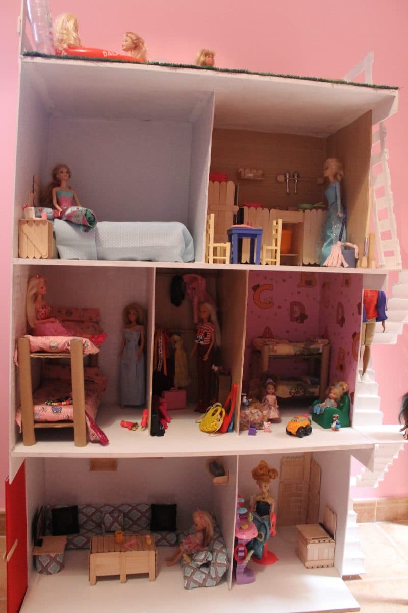 Ahora Variante Tectónico Casa para Barbie de madera - Yo, yo misma y mis cosas