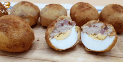 Huevos rellenos con bechamel de jamón