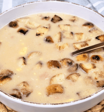 sopa picadillo con almendras y jamón