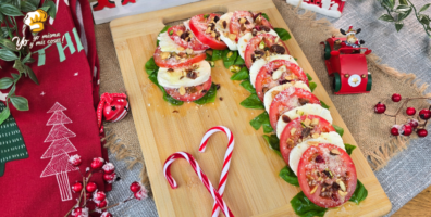 Ensalada en Forma de Bastón Navideño