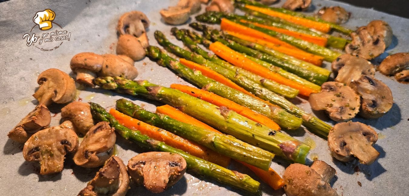 esp&aacute;rragos asados