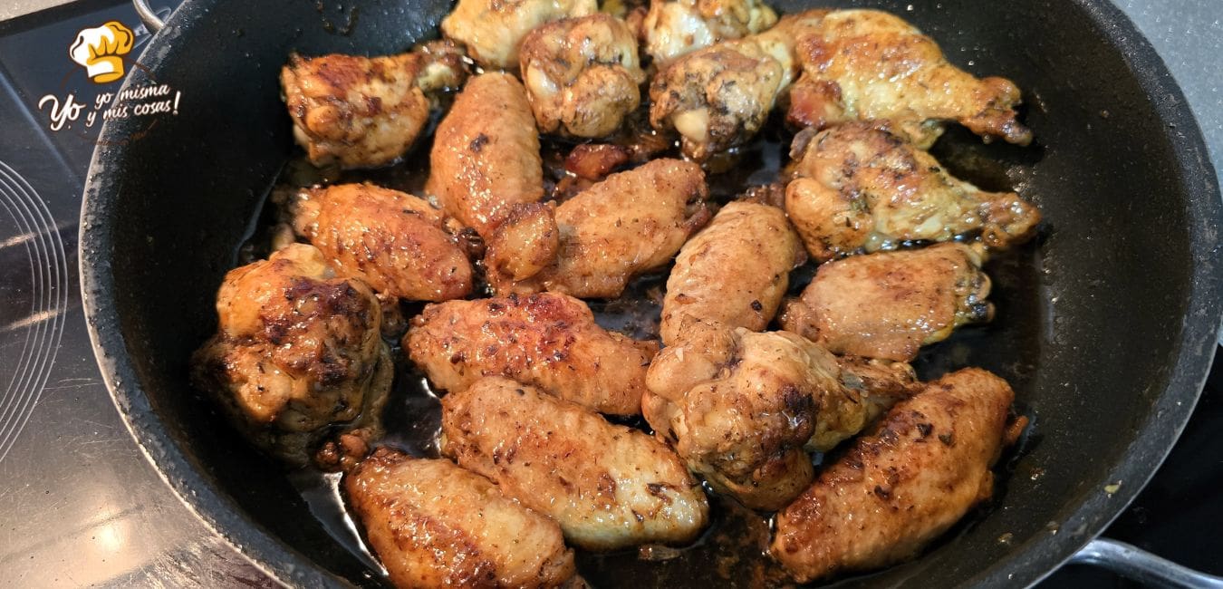 alitas de pollo en salsa de ajitos alitas de pollo en salsa de ajitos