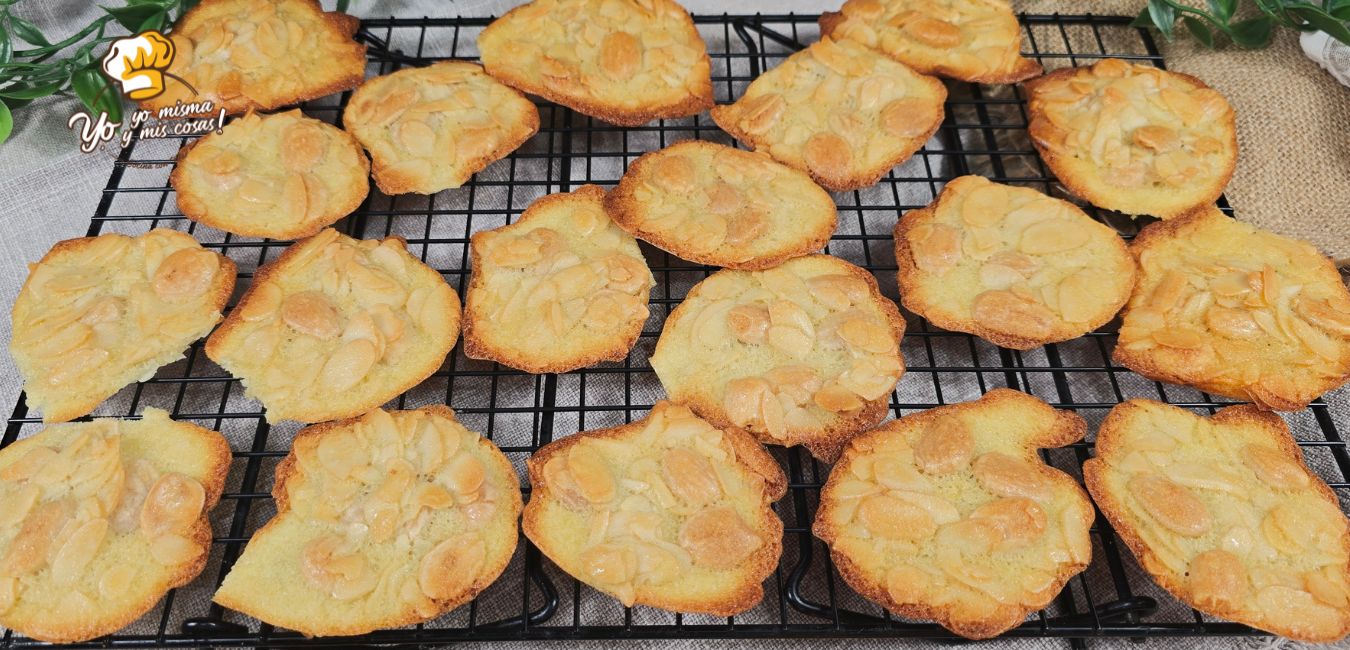 galletas de claras de huevo y almendras galletas de claras de huevo y almendras