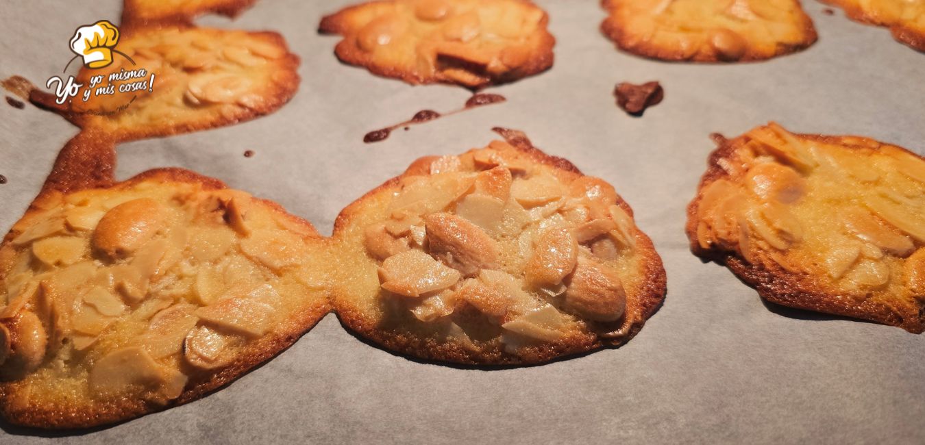 galletas de claras de huevo y almendras galletas de claras de huevo y almendras