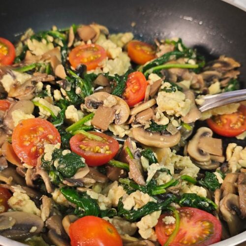 salteado de champiñones con espinacas